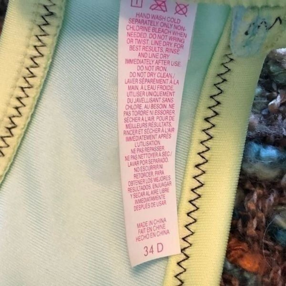 Pale yellow and blue underwire sports t-back bra and zipper closure size 34D - Picture 2 of 6